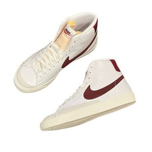 NEW Nike Blazer Mid '77 Vintage size 9 White Red Men’s Lifestyle Sneakers